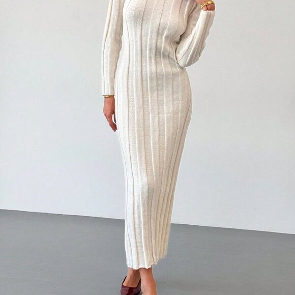 Beige Elegant Women's Crew Neck Long Warm & Comfortable Knit Casual Dress - Picture 7 of 7